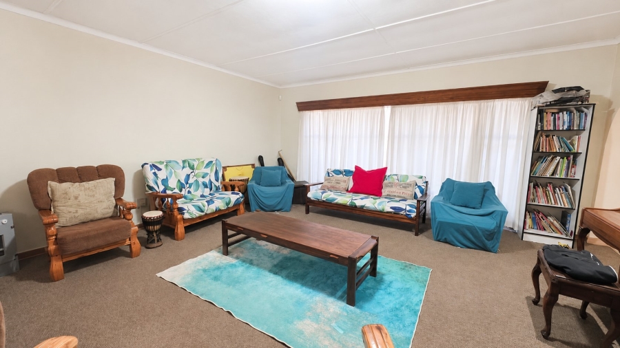 4 Bedroom Property for Sale in Flamwood North West